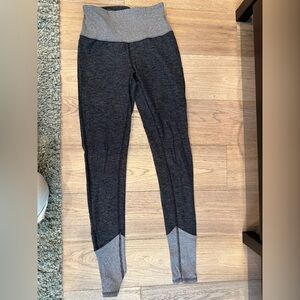 Alo Yoga high waist ultra soft leggings in XS